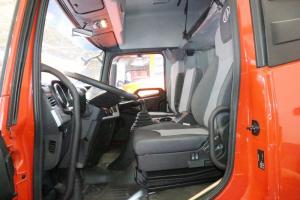 東風商用車 天錦KR 190馬力 4X2 5.8米 國六載貨車底盤(DFH5180CCYE3)