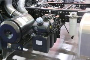 東風商用車 天錦KR 190馬力 4X2 5.8米 國六載貨車底盤(DFH5180CCYE3)