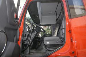 東風商用車 天錦KR 230馬力 4X2 8米 國六廂式載貨車(DFH5180XXYE8)