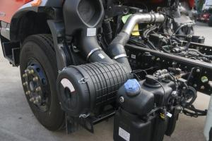 東風商用車 天錦KR 230馬力 4X2 8米 國六廂式載貨車(DFH5180XXYE8)