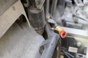 東風商用車 天錦KR中卡 180馬力 4X2 8米 國六排半廂式載貨車(DFH5180XXYE2)