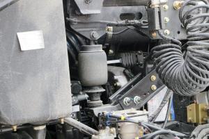 東風(fēng)商用車 新天龍KL重卡 465馬力 6X4 國五牽引車(DFH4250D)