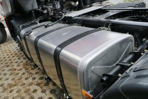 東風(fēng)商用車 新天龍KL重卡 465馬力 6X4 國五牽引車(DFH4250D)