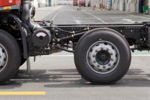 東風商用車 天錦KR中卡 245馬力 6X2 7.7米 國五載貨車(DFH1250BXV)