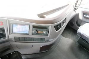 東風商用車 天龍旗艦KX 2018款 520馬力 6X4 國五牽引車(DFH4250CX2)