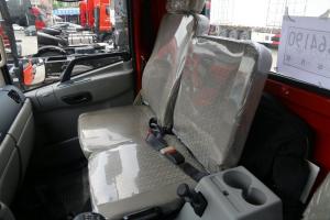 東風(fēng)商用車 嘉運(yùn) 130馬力 4X2 4.1米 國五單排欄板載貨車底盤(DFH1080B1)