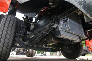 東風(fēng)商用車 嘉運(yùn) 130馬力 4X2 4.1米 國五單排欄板載貨車底盤(DFH1080B1)