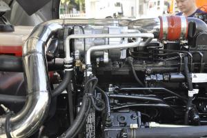 東風(fēng)商用車 嘉運(yùn) 210馬力 4X2 國五載貨車底盤(EQ1180GD5DJ)