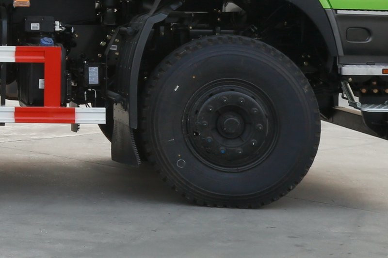 東風商用車 天龍KC重卡 420馬力 6X4 5.8米 國五自卸車(DFH3250A8)