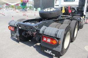 聯(lián)合卡車 U+重卡 550馬力 6×4 國六 牽引車