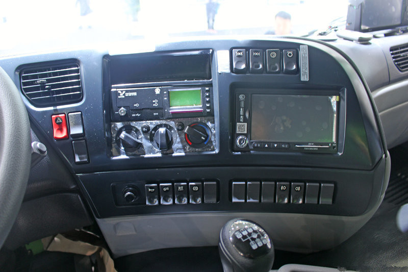 東風商用車 天龍KC重卡 385馬力 8X4 7.2米 國五自卸車(DFH3310A3)