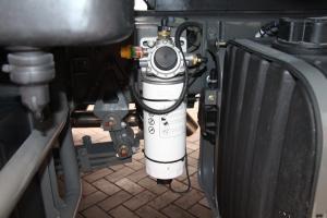 中國重汽 汕德卡SITRAK C5H重卡 310馬力 9.6米廂式 國五載貨車(ZZ5186XXYN711GE1)