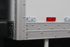 中國重汽 汕德卡SITRAK C5H重卡 310馬力 9.6米廂式 國五載貨車(ZZ5186XXYN711GE1)