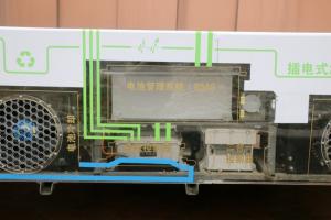 中國重汽 汕德卡SITRAK C5H中卡 210馬力 4X2 國五混合動(dòng)力載貨車底盤(ZZ1186N451GE1PHEV)