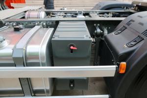 中國(guó)重汽 汕德卡SITRAK C7H重卡 540馬力 6X4 國(guó)五自動(dòng)擋牽引車(chē)(AMT手自一體)(ZZ4256V324HE1B)