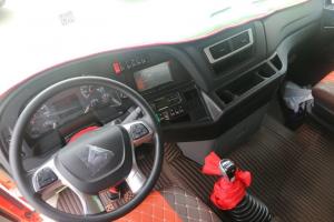 中國(guó)重汽 汕德卡SITRAK C7H重卡 540馬力 6X4 國(guó)五牽引車(chē)(3.7速比)(ZZ4256V324HE1B)