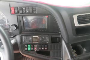 中國(guó)重汽 汕德卡SITRAK C7H重卡 540馬力 6X4 國(guó)五牽引車(chē)(3.7速比)(ZZ4256V324HE1B)