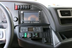 中國(guó)重汽 汕德卡SITRAK C7H重卡 480馬力 6X4 國(guó)六LNG牽引車(chē)(ZZ4256V384HF1LB)