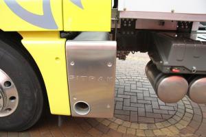 中國(guó)重汽 汕德卡SITRAK C7H重卡 430馬力 6X4 國(guó)五LNG牽引車(chē)(ZZ4256V324HE1LB)