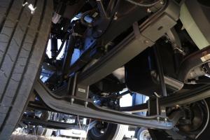 中國重汽 汕德卡SITRAK C5H重卡 340馬力 8X4 8.6米 國五欄板載貨車底盤(ZZ1316N466GE1)