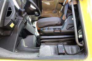 中國(guó)重汽 汕德卡SITRAK C7H重卡 智能版 540馬力 6X4 國(guó)五自動(dòng)擋牽引車(chē)(AMT手自一體)(ZZ4256V324HE1B)