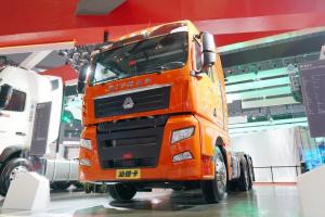 中國(guó)重汽 汕德卡SITRAK C7H重卡 500馬力 6X4 國(guó)六AMT自動(dòng)擋牽引車(chē)(ZZ4256V324HF1B)