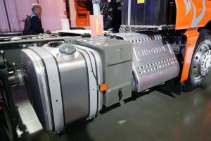 中國(guó)重汽 汕德卡SITRAK C7H重卡 500馬力 6X4 國(guó)六AMT自動(dòng)擋牽引車(chē)(ZZ4256V324HF1B)