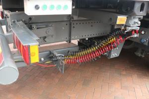 中國(guó)重汽 汕德卡SITRAK C7H重卡 480馬力 6X2 國(guó)五中置軸貨運(yùn)車(ZZ5266ZKXV603HE1)