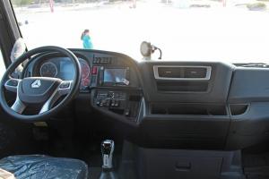 中國(guó)重汽 汕德卡SITRAK C7H重卡 430馬力 6X4 國(guó)五LNG牽引車(chē)(ZZ4256V384HE1LB)