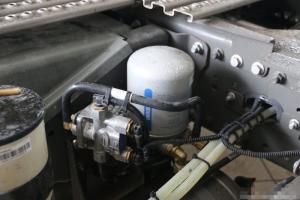 中國(guó)重汽 汕德卡SITRAK C7H重卡 540馬力 6X4 國(guó)五自動(dòng)擋牽引車(chē)(AMT手自一體)(高頂)(ZZ4256V324HE1B)