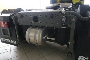 中國(guó)重汽 汕德卡SITRAK C7H重卡 540馬力 6X4 國(guó)五自動(dòng)擋牽引車(chē)(AMT手自一體)(高頂)(ZZ4256V324HE1B)