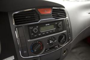 東風(fēng) 福瑞卡F15 千鈞王升級(jí)版 170馬力 4X2 3.8米 國五 自卸車(EQ3041L8GDF)