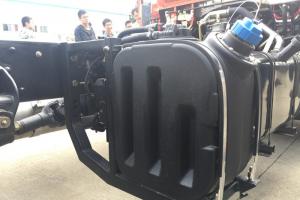 東風(fēng) 福瑞卡F11 物流重載型 143馬力 3.8米 國(guó)五 排半欄板輕卡載貨車(錫柴)(EQ1041L8GDF)