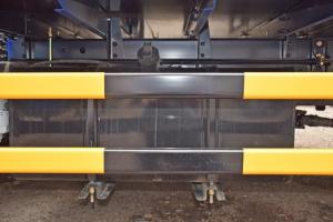 東風(fēng) 福瑞卡F7 130馬力 4.17米 國(guó)五 單排廂式輕卡載貨車(EQ5043XXY8BDBAC)