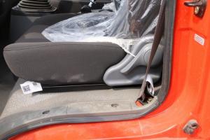 東風(fēng) 福瑞卡F11 156馬力 4.17米 國(guó)五 單排倉(cāng)柵輕卡載貨車(EQ5041CCY8BD2AC)