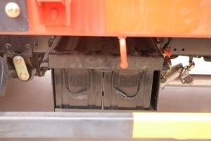 東風(fēng) 福瑞卡F11 156馬力 4.17米 國(guó)五 單排倉(cāng)柵輕卡載貨車(EQ5041CCY8BD2AC)