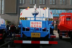 東風(fēng) 福瑞卡F11 143馬力 4X2 國五 噴灑車(EQ5110GPS8BDCAC)