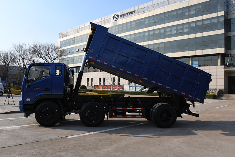 福田瑞沃 ES3 220馬力 6×2 國(guó)五 公路運(yùn)輸自卸車 1800+3900軸距