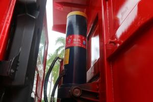 上汽紅巖 杰豹重卡 280馬力 6X2 5.2米 國五 自卸車(CQ5256ZLJAMDG283)