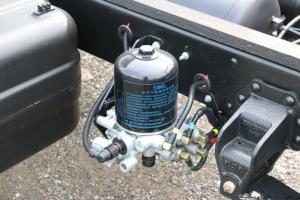 時代汽車 領(lǐng)航 143馬力 4.2米 國五 單排欄板輕卡載貨車(BJ1043V9JBA-BG)