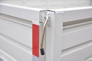 時代汽車 領(lǐng)航 高配版 143馬力 3.82米 國五 排半欄板輕卡載貨車(BJ1043V9PBA-BH)