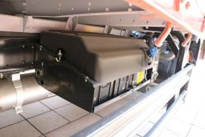 時代汽車 領(lǐng)航 156馬力 3.82米 國五 排半欄板輕卡載貨車(BJ1043V9JEA-BF)