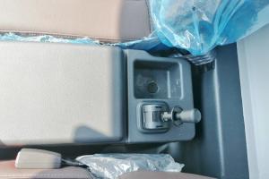 時代汽車 領(lǐng)航 130馬力 4.2米 國五 單排倉柵式輕卡載貨車(BJ5043CCY-BG)