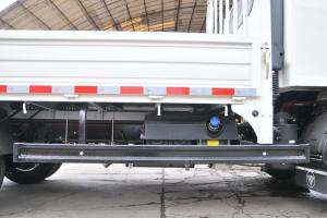 時代汽車 領(lǐng)航 高配版 130馬力 3.82米 國五 排半欄板輕卡載貨車(BJ1043V9PBA-BH)