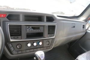 飛碟奧馳 X6系列 165馬力 4.15米 國(guó)五 單排欄板輕卡載貨車(chē)(FD1043W67K5-1)