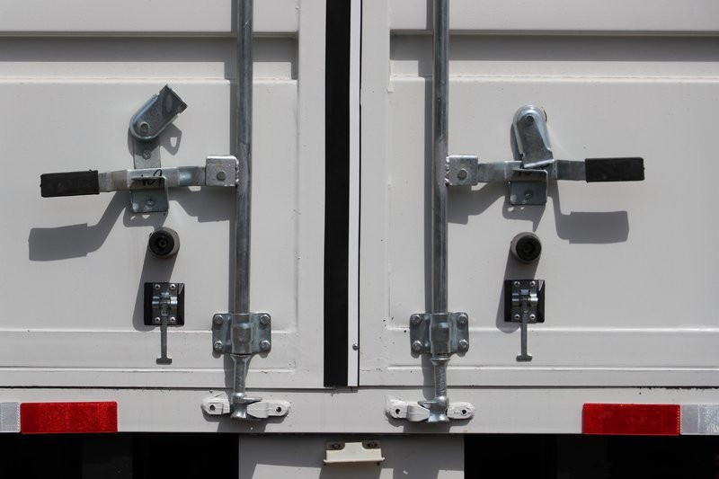 福田 歐馬可S1系 156馬力 4.14米 國六 單排廂式輕卡載貨車(BJ5048XXY-F3)