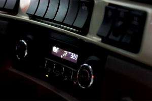 東風柳汽 乘龍H73.0 600馬力 6×4 國六 牽引車 (4H7CD60D33E6C)