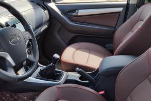 慶鈴五十鈴 TAGA 140馬力 4×2 國(guó)六 皮卡載貨車