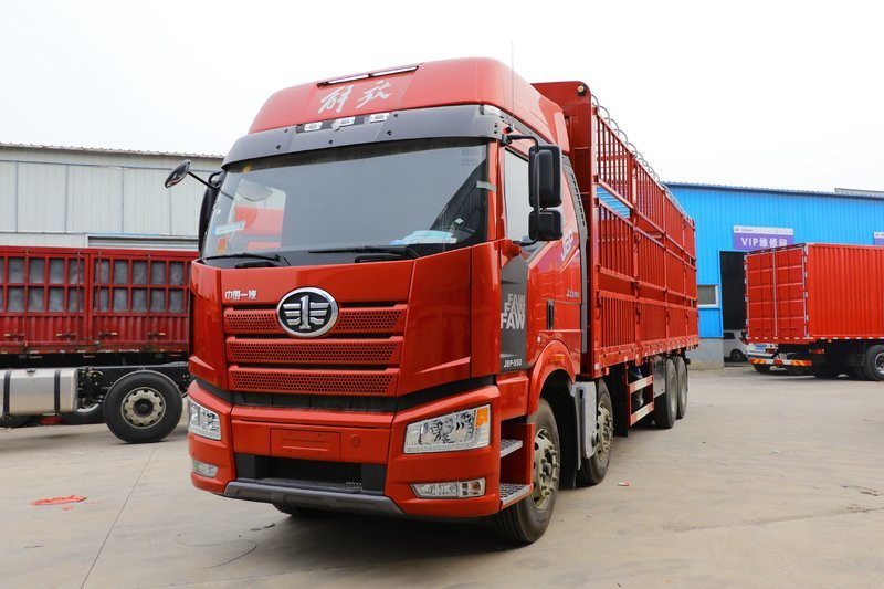 一汽解放 新J6P重卡 質(zhì)惠版 460馬力 8X4 9.5米 國(guó)五 倉柵式載貨車(CA5310CCYP66K24L7T4E5)