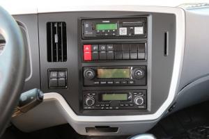 解放 麟VH 220馬力 6.75米 國六 排半欄板載貨車(CA1168PK15L2E6A80)